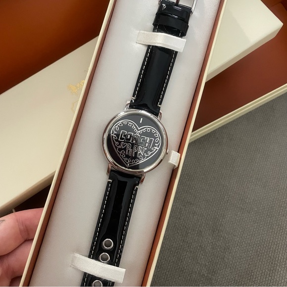 Coach Poppy Patent Leather Watch - Picture 4 of 9